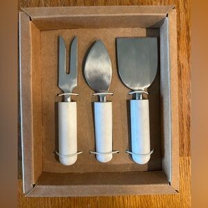 Crate&Barrel Marble Cheese Knives Set
